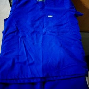 Royal Figs scrubs set. Pants S, top XL